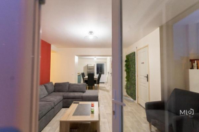 Charité bas Logement 75 m2 avec jardin privé